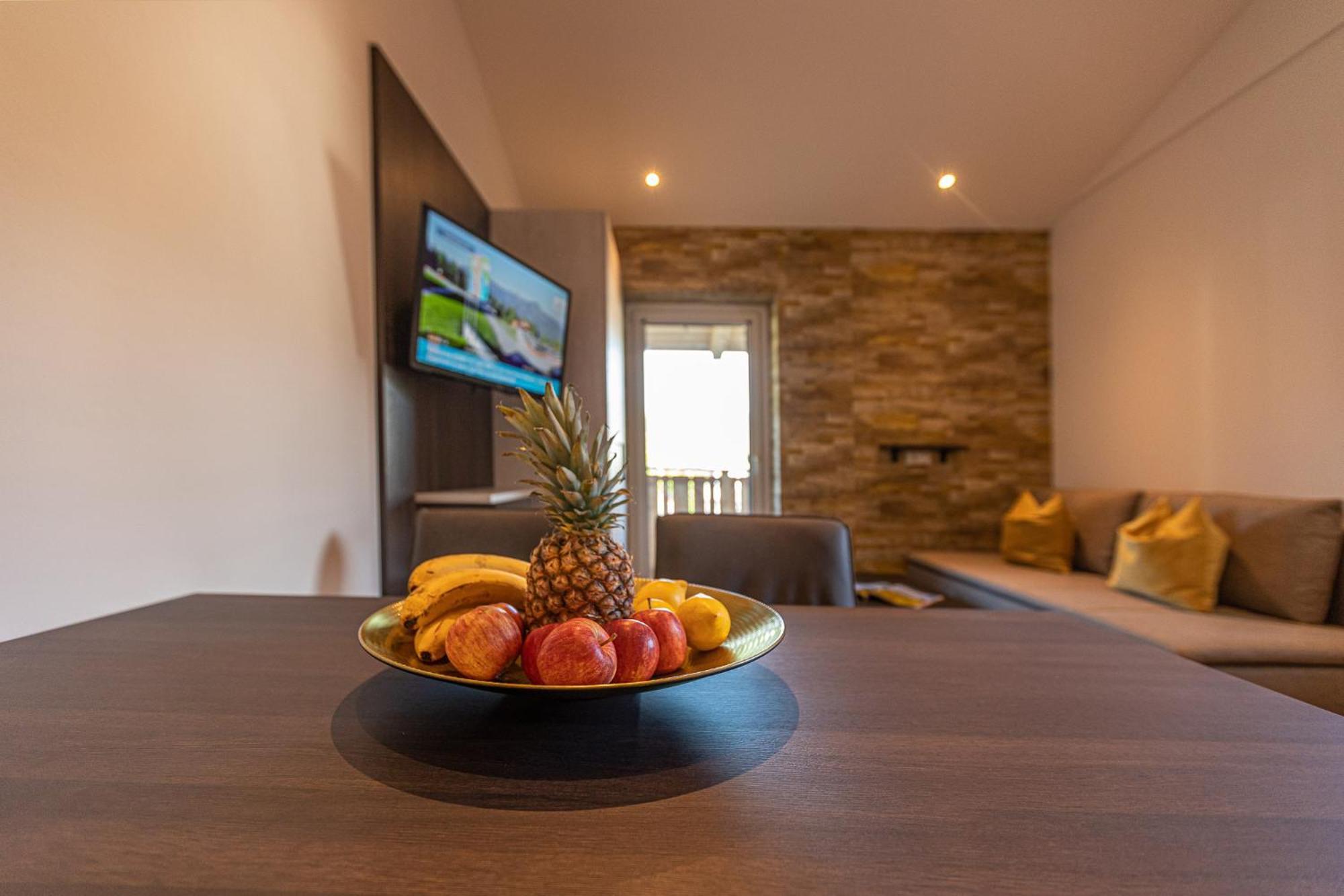 Tevini Boutique Suites By We Rent เซลล์อัมเซ ห้อง รูปภาพ